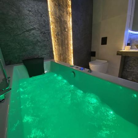 Silver Shine Jacuzzi Krasków Exterior foto