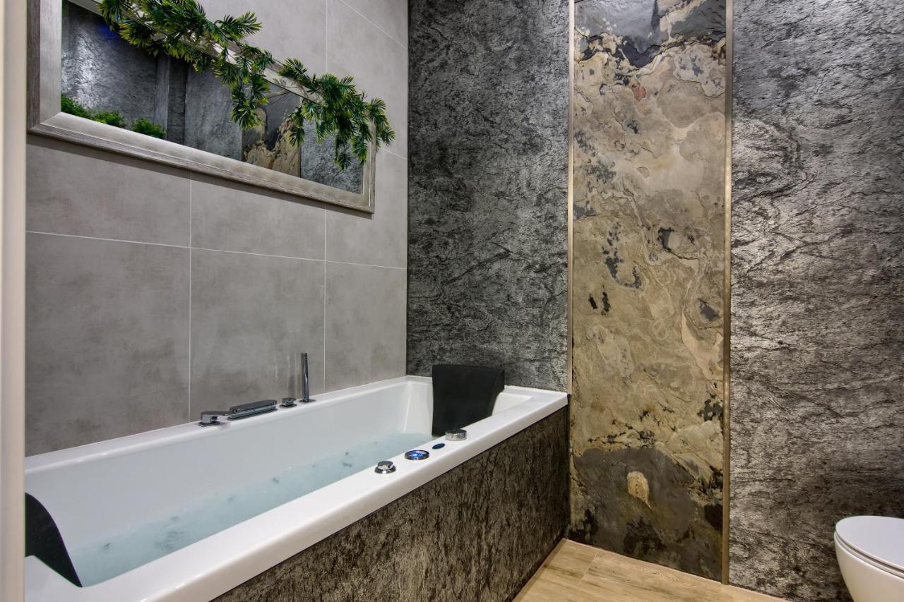 Silver Shine Jacuzzi Krasków Exterior foto