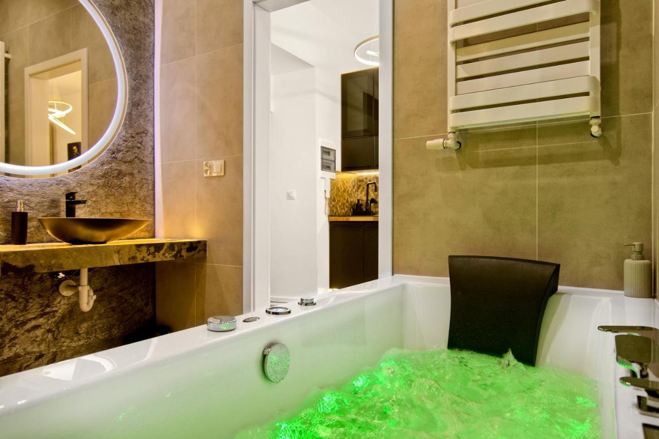Silver Shine Jacuzzi Krasków Exterior foto
